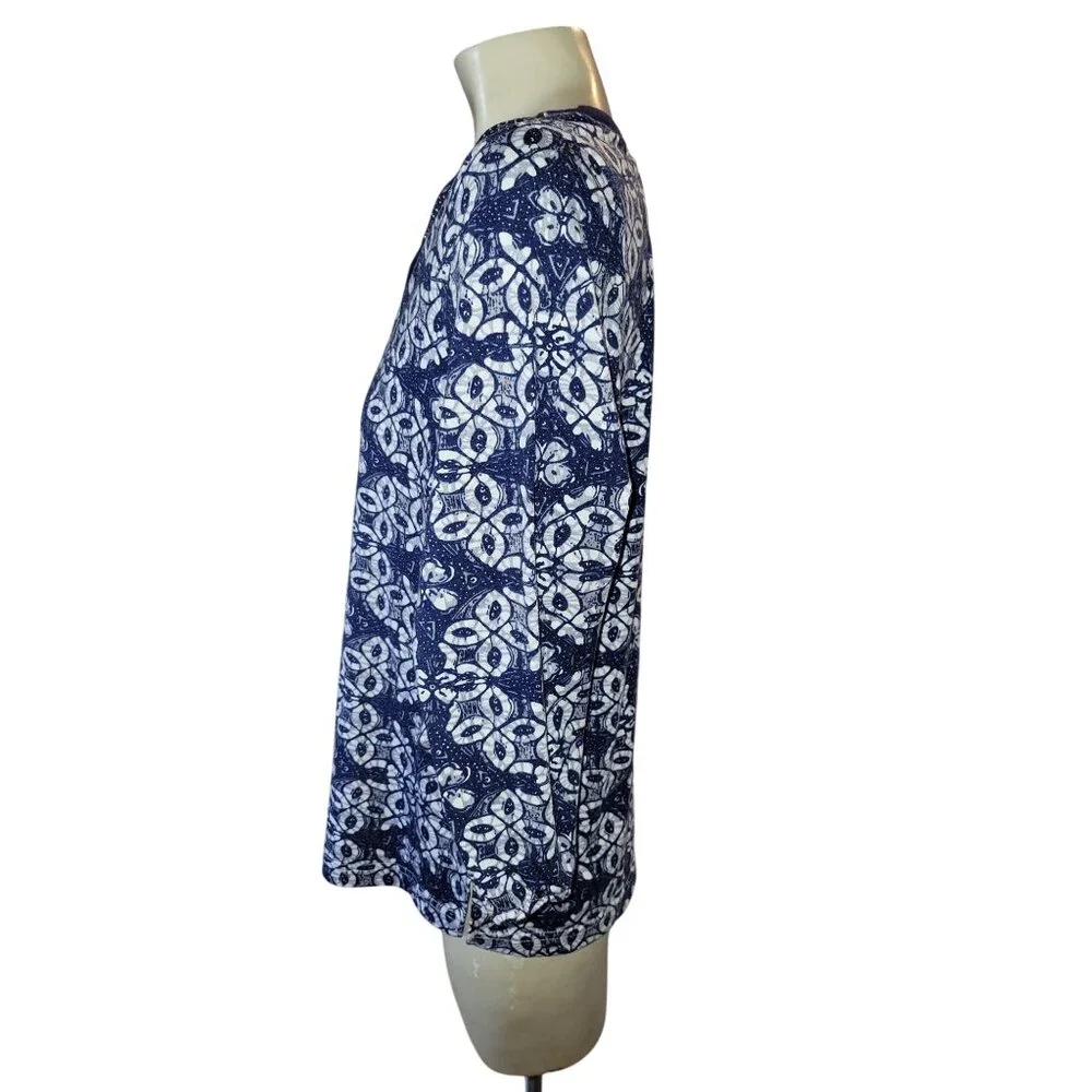 Croft & Barrow Floral Print Tunic Top Embellished Neckline Womens L blue beach‎